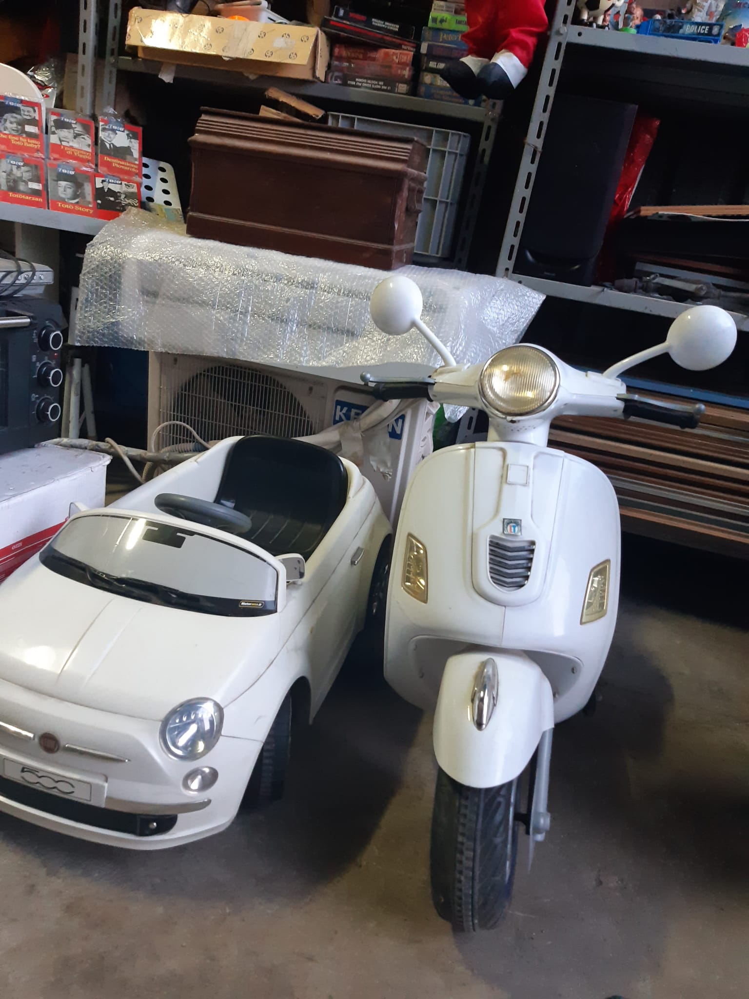 Kids toy scooter and car